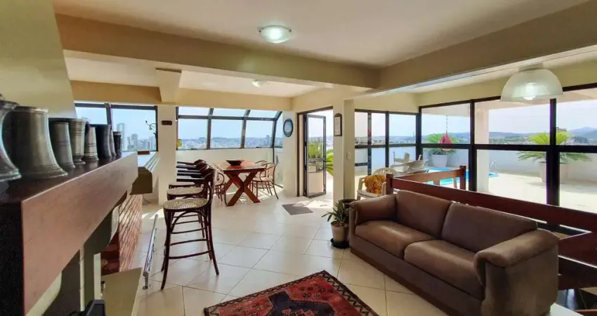 Descubra o seu novo lar em uma magnífica cobertura triplex, no bairro hamburgo velho em novo hamburgo.