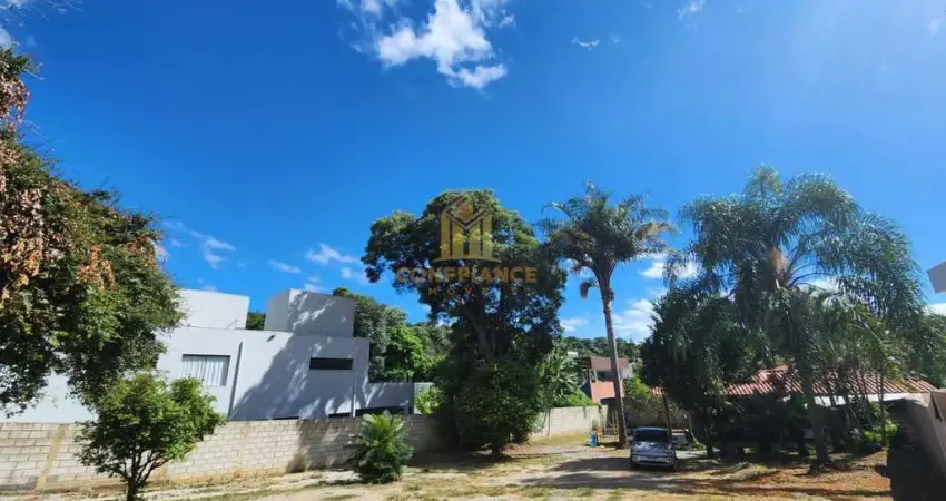 Lote em Condomínio Fechado para Venda em Lagoa Santa, Condados de Bougainville