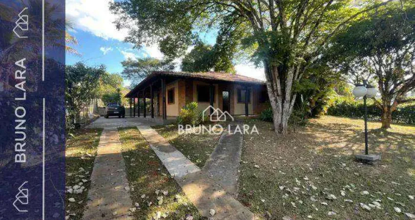Casa Rústica para Locação no Tradicional Condomínio Fazenda Solar