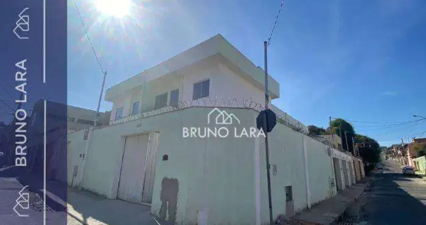 Casa à venda no bairro Jardim Alterosa Segunda Seção - Betim/MG