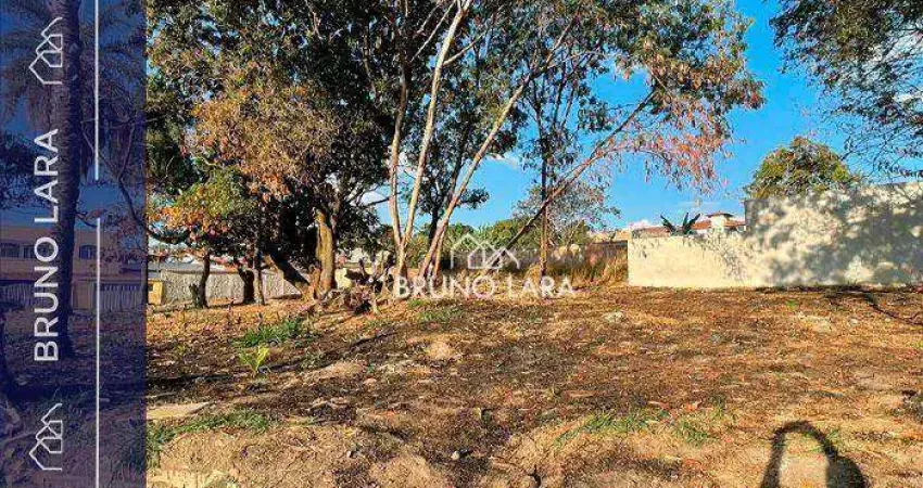 Terreno à venda na Rua Pio XII, 1840, Alvorada, Betim