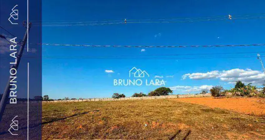 Terreno em condomínio fechado à venda na Rua dos Pequis, Condomínio Gran Royalle, Igarapé