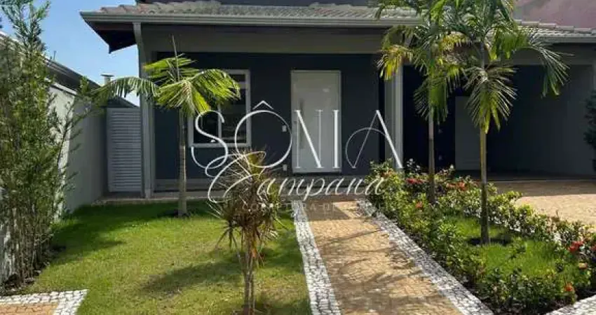 Sobrado à venda em condomínio fechado, 3 suítes, área gourmet e quintal