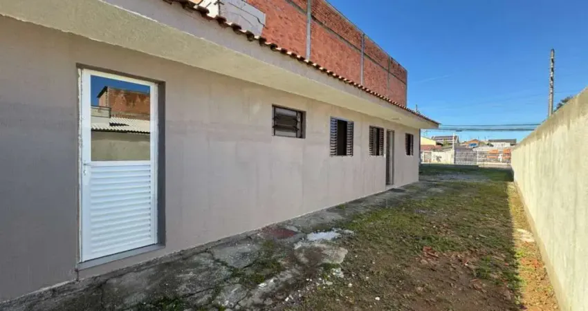 Excelente terreno comercial com três salas cozinha e banheiro!