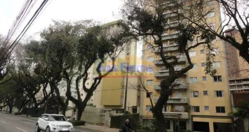 Apartamento com 2 quartos para alugar na Rua Guilherme Pugsley, 1140, Água Verde, Curitiba