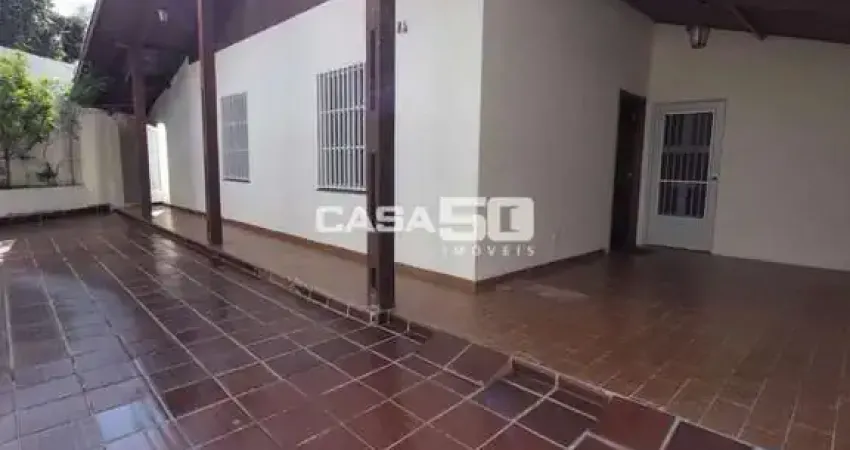 Casa com 3 quartos à venda na Rua Felipe Camarão, 84, Jardim dos Oliveiras, Campinas