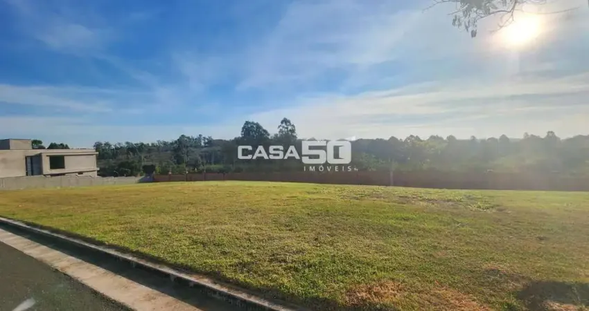 Terreno em condomínio fechado à venda no Alphaville Dom Pedro, Campinas 