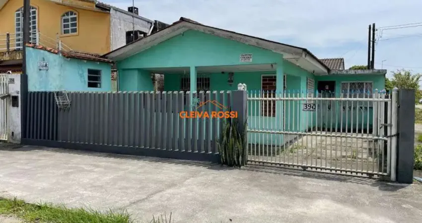 Casa de esquina à venda próximo ao Mar Pontal do Paraná