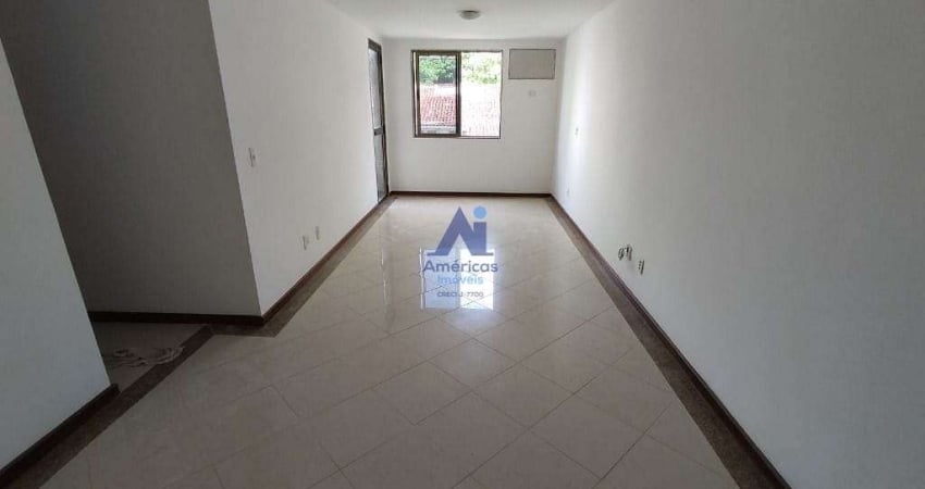Apartamento 3 quartos, 100 m², a 2 quadras da praia – aluguel R$ 3.600/mês