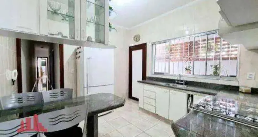 Casa com 3 dormitórios à venda, 166 m² por R$ 430.000 - Vila Santa Maria - Americana/SP