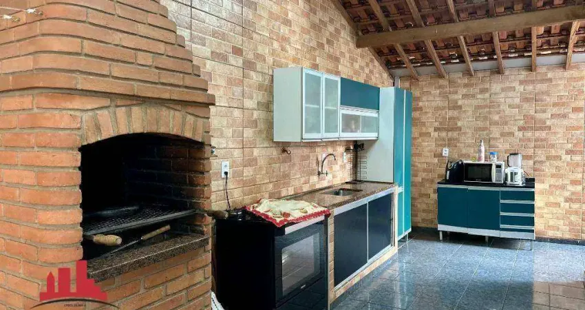 Casa com 3 quartos para alugar na Rua Leandro Gomes de Barros, Antônio Zanaga, Americana