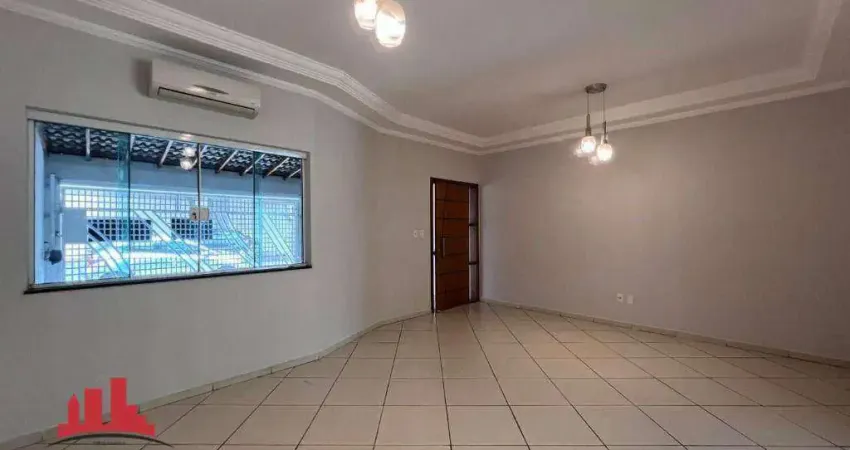 Casa com 3 quartos para alugar na Rua Santa Luzia, Vila Belvedere, Americana