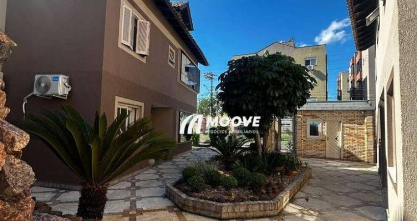 Sobrado com 3 dormitórios à venda, 136 m² por R$ 424.000 - Vila Monte Carlo - Cachoeirinha/RS