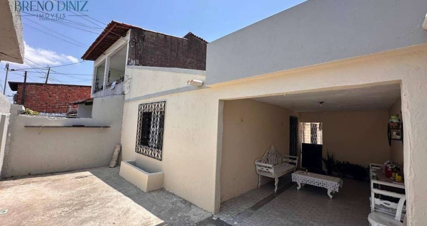 Casa com 3 dormitórios à venda, 87 m² por R$ 310.000,00 - Jóquei Clube - Fortaleza/CE