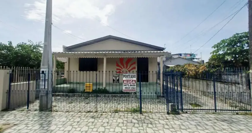 Casa com 2 quartos para alugar na Rua Henrique Dias, 601, Rio Branco, Canoas
