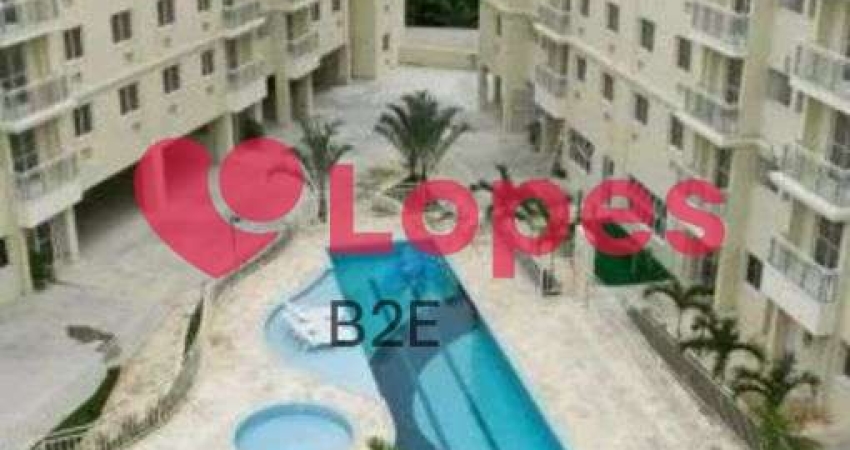 Apartamento com 2 quartos dentro do condominio com piscina - Taquara