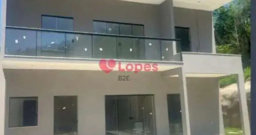 Imobiliaria lopes b2e vende maravilhosa casa triplex na taquara - 4 quartos - 450 m2. condominio fechado