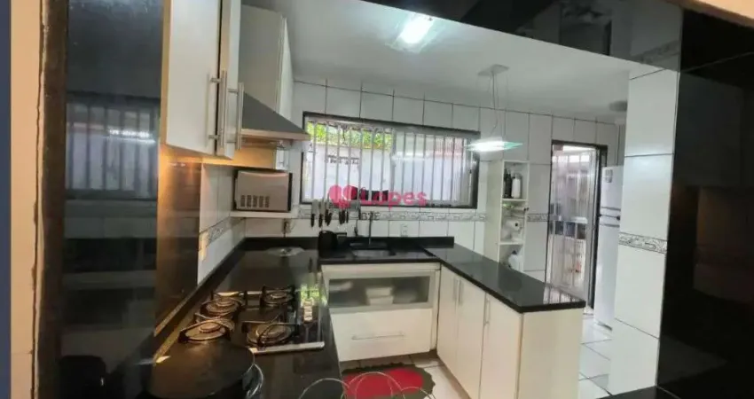 Imoiliaria lopes b2e vende excelente casa de vila em jacarepagua - 2 quartos com garagem - 72 m2 - valor r$ 234.000,00 o p o r t u n i d a d e..