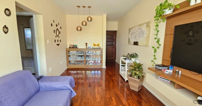 Apartamento com 02 quartos para venda no Politeama, Salvador, Bahia.