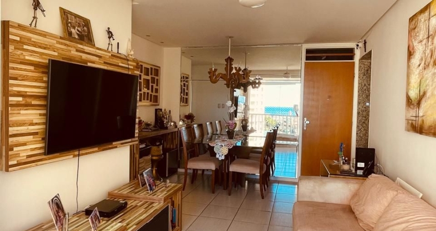 Apartamento com 02 quartos para venda no Imbuí, Salvador, Bahia.