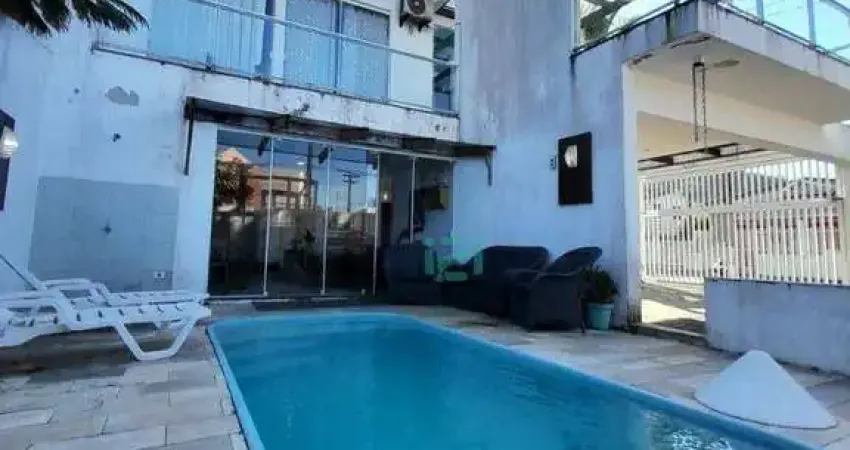 Casa com 4 quartos à venda na Avenida Espírito Santo, 414, Centro, Guaratuba