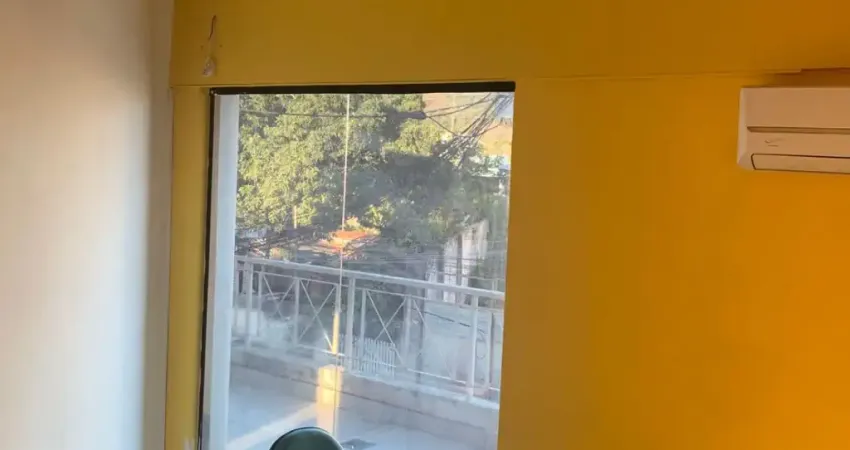 Niterói - Piratininga - excelente sala comercial com banheiro em shopping
