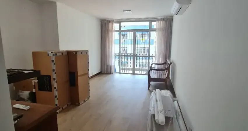 Niterói - Icaraí | Apto 92m², 2Q (1 suíte), varanda e 1 vaga de garagem