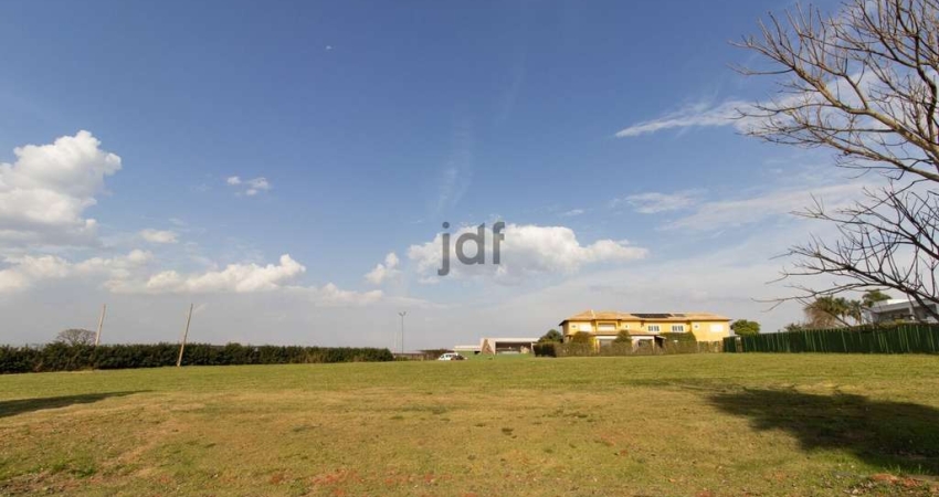 Terreno em Condomínio FAZENDA ALVORADA, Km 104 da Rodovia Castelo Branco.