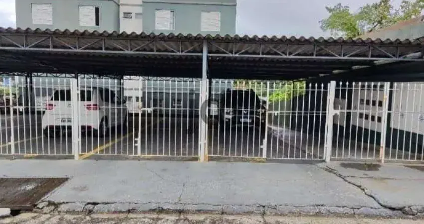 Apartamento em Jardim Rene, São Roque/SP