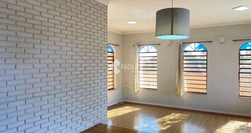 Casa com 3 quartos à venda no Parque São Quirino, Campinas 