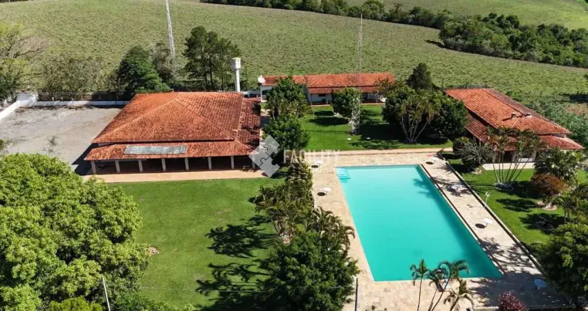 Fazenda à venda na Area Rural, 100, Centro, Salto de Pirapora