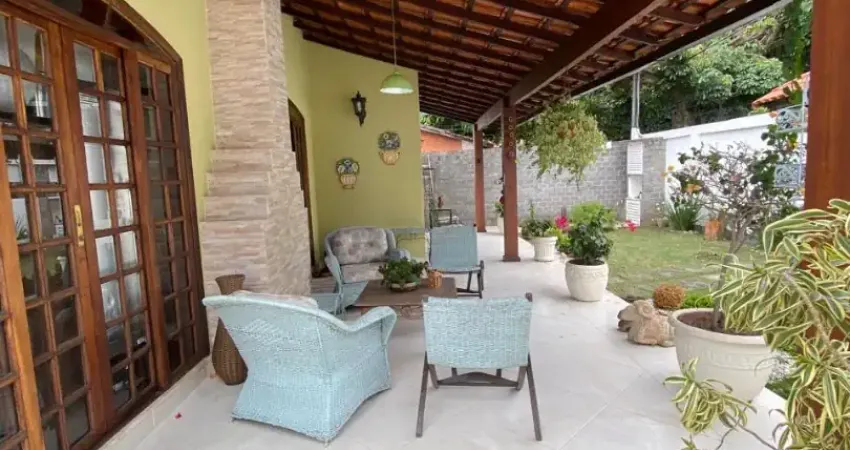 Linda casa linear-04 qtos-345m²-freguesia-cond. fechado