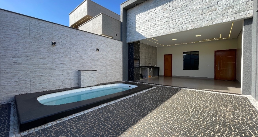 Casa 3 quartos, piscina e churrasqueira a venda Buritis 2