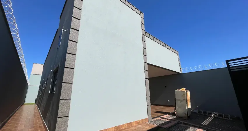 Linda casa com 3 suítes, área gourmet com churrasqueira no beira rio 2