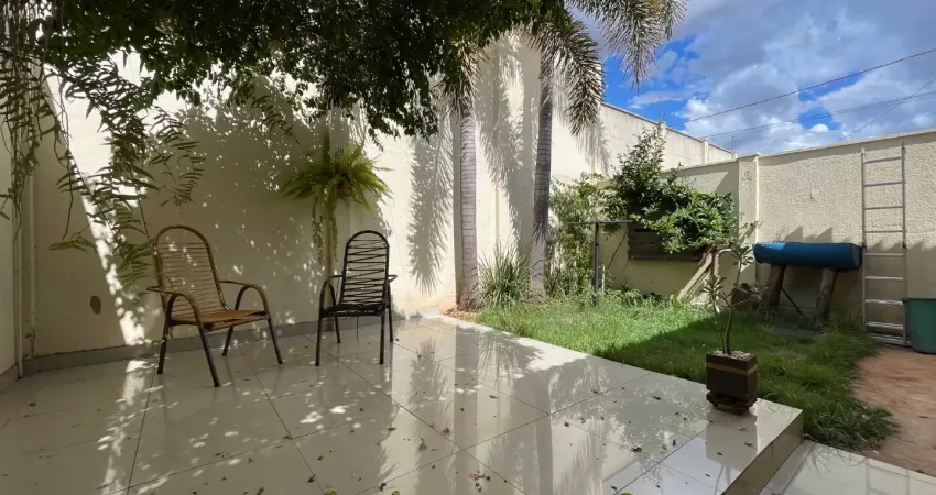 Casa 3 quartos a venda no condomínio fechado Reserva Beira Rio em Araporã