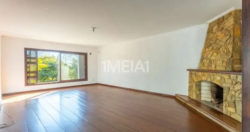 Casa com 3 quartos para alugar na Rua Maestro Salvador Campanella, 70, Jardim Itu Sabará, Porto Alegre