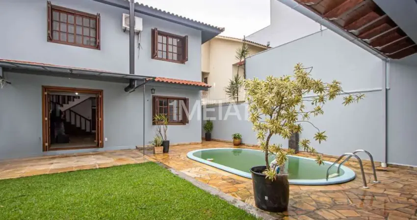 Casa com 4 quartos para alugar na Rua Zeev Jabotinski, 58, Jardim Itu Sabará, Porto Alegre