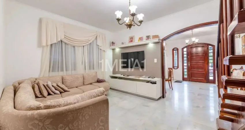 Casa com 4 quartos para alugar na Rua Dona Eugênia, 634, Santa Cecília, Porto Alegre