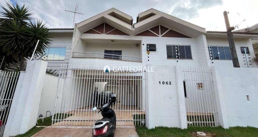 Casa com 3 quartos para alugar na Rua Pioneiro Ângelo Bertoni, 1062, Jardim Higienópolis, Maringá