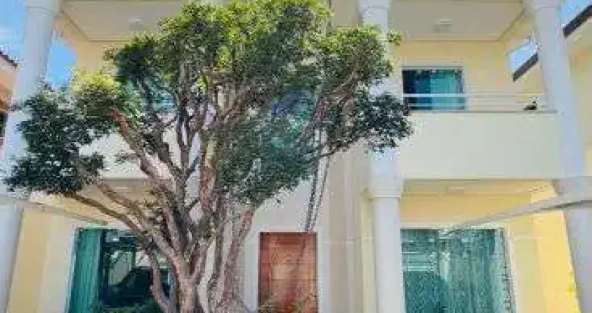 Sobrado Espaçoso em Bolsão Residencial – 4 Dorms | 6 Banheiros | 260m²