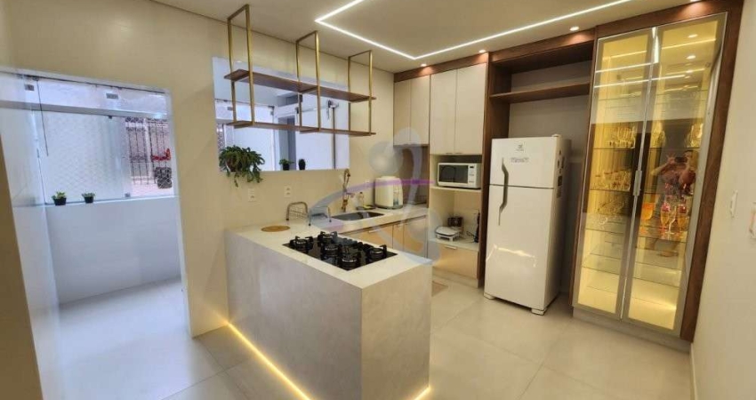 Apartamento de 02 dormitórios, 1 suíte na Ponta da Praia