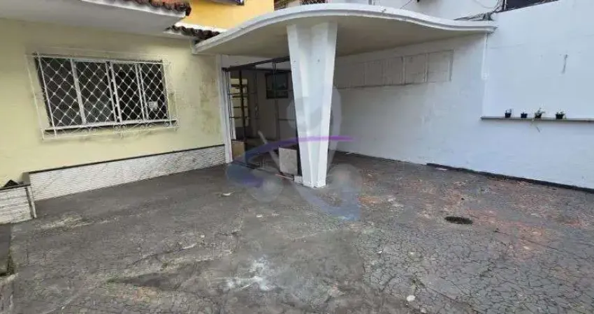 Casa com 3 quartos à venda no Boqueirão, Santos