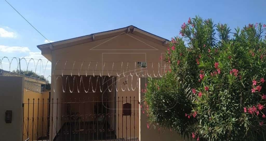 Casa com 3 quartos à venda no Jardim América, Marília 