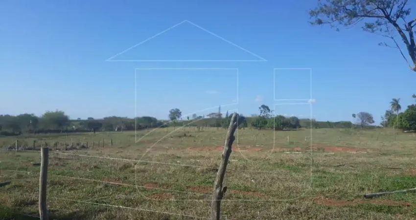 Terreno em Área Rural de Marília  -  Marília por R$ 2.400.000