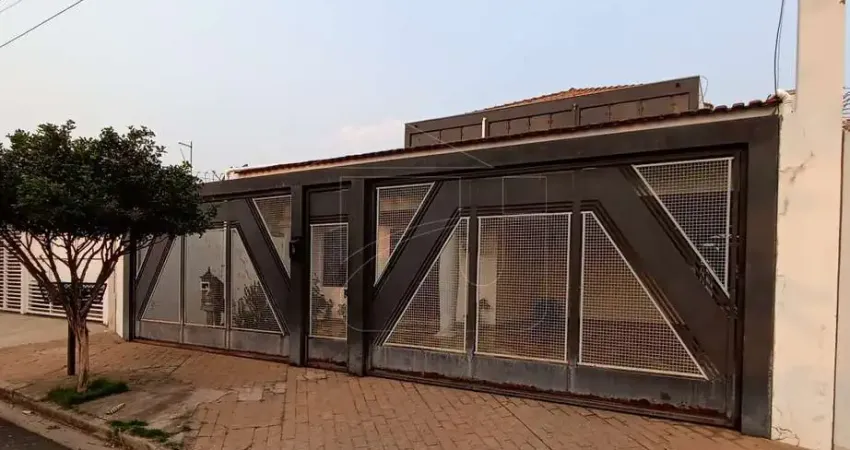 Casa em Jardim Vitória  -  Marília por R$ 590.000,00