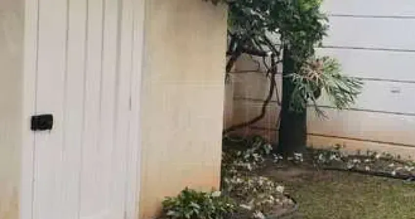 Casa em Jardim Maria Izabel  -  Marília por R$ 2.800.000