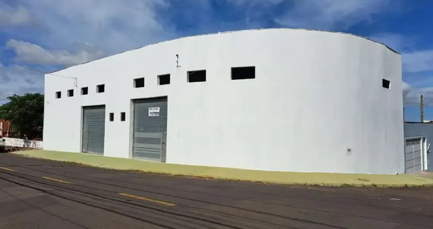 Barracão / Galpão / Depósito à venda no Jardim Aquárius, Marília 