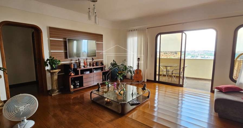 Apartamento com 4 quartos à venda no Centro, Marília 