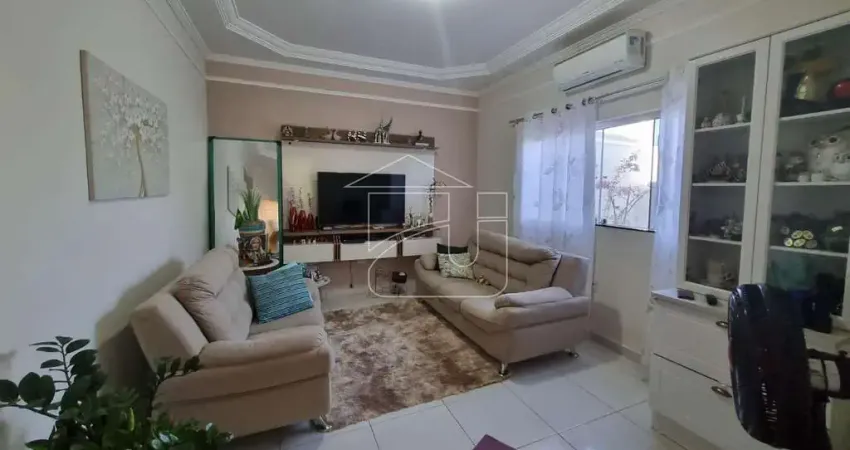Casa em Jardim Altos do Palmital  -  Marília
