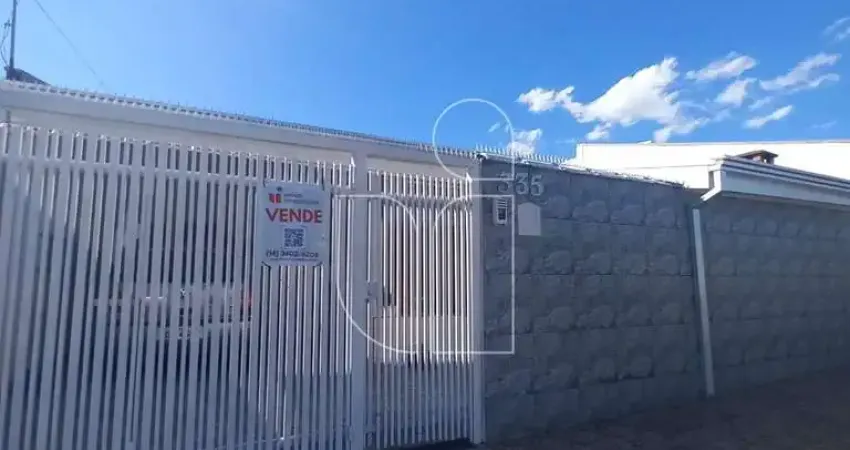 Casa em Nucleo Habitacional Presidente Janio da Silva Quadros  -  Marília